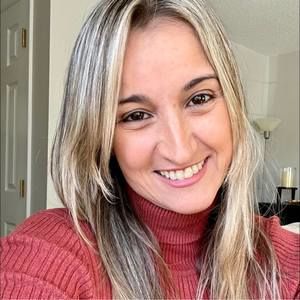 Meet your Posher, Simone